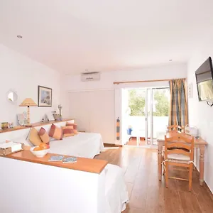 https://cosy-apartment-in-albufeira-412.hotelaalgarve.com